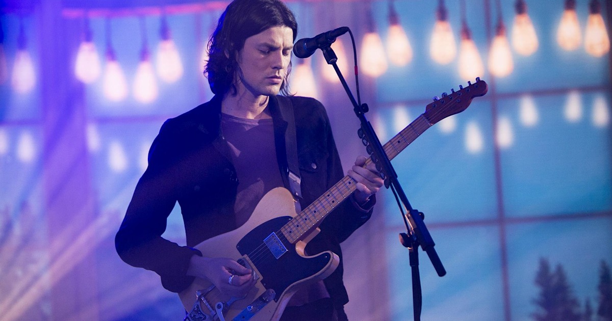 Watch James Bay sing ‘Bad’ live on TODAY